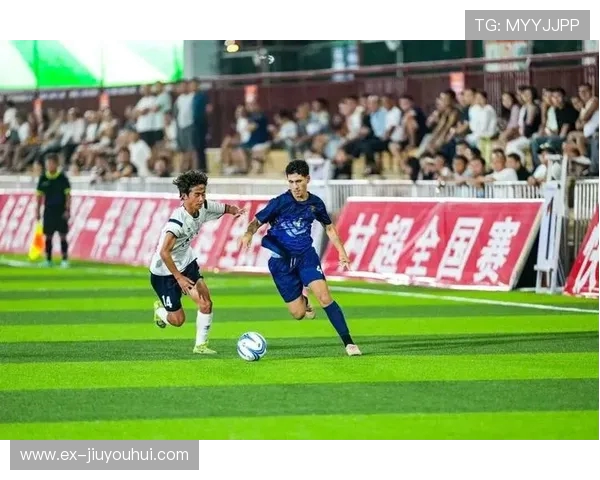 激情绿茵巅峰对决展现球场风采共赏足球表现赛盛宴 激情绿茵巅峰对决展现球场风采共赏足球表现赛盛宴